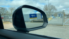 Volvo XC40 2.0 B4P Ultra Dark 5dr Auto Petrol Estate